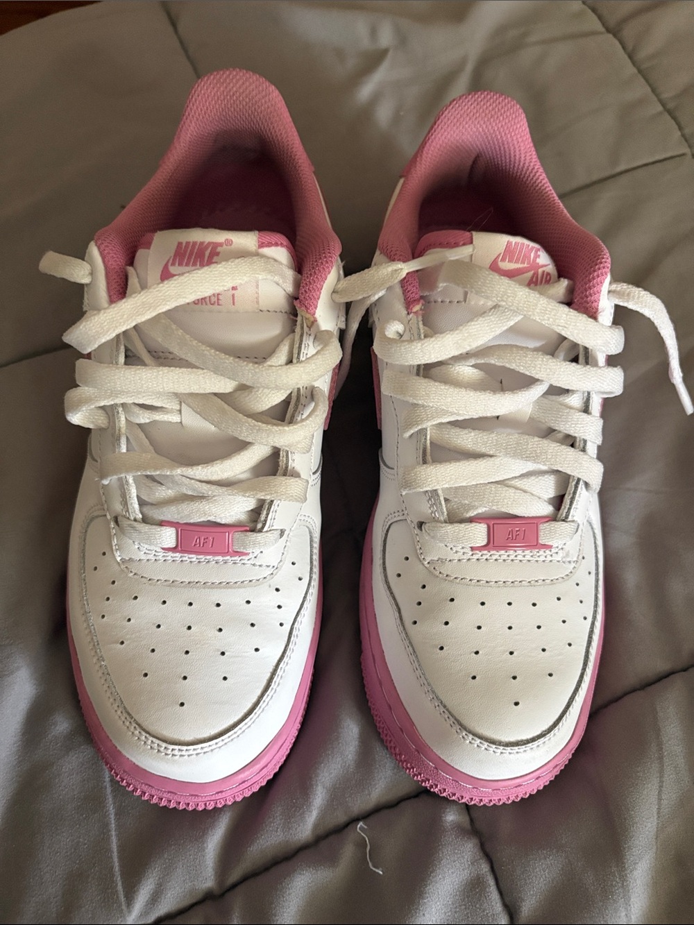 Nike Kids White & Pink Low-Top Sneakers